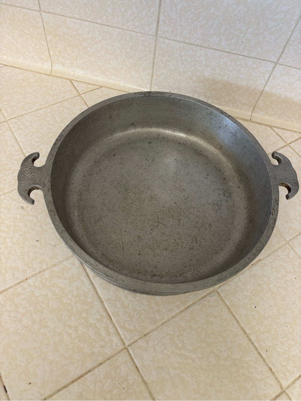 Guardian Service hammered cast aluminum skillet or roasting pan, dish